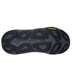 Skechers Waterproof: Max Cushioning Max Run - Vorteza