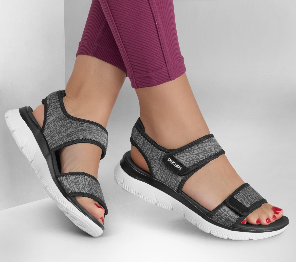 Skechers Summits - Cutest Icon