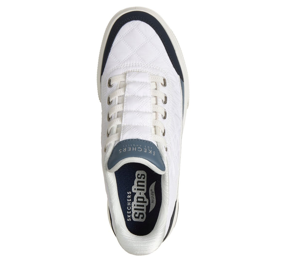 Skechers Slip-ins: Arch Fit Arcade - Cozy Fit Cuddle Steps
