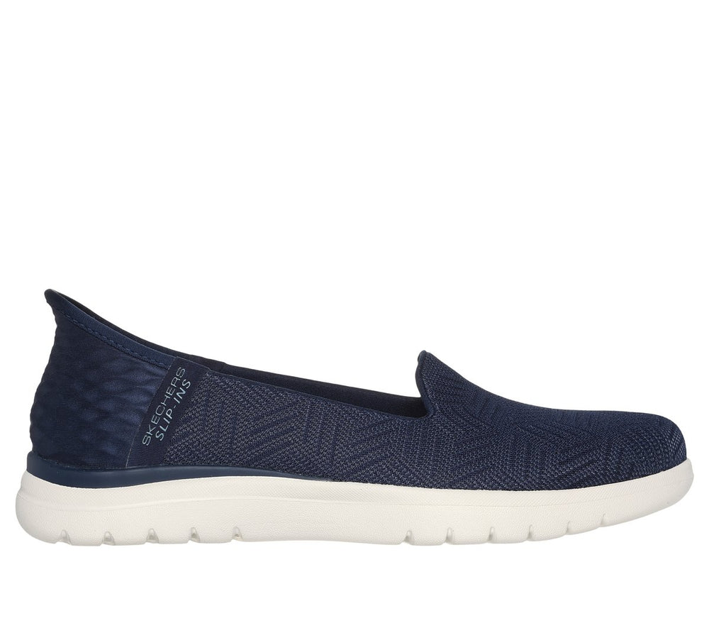 NAVY / WHITE,6.0,Medium