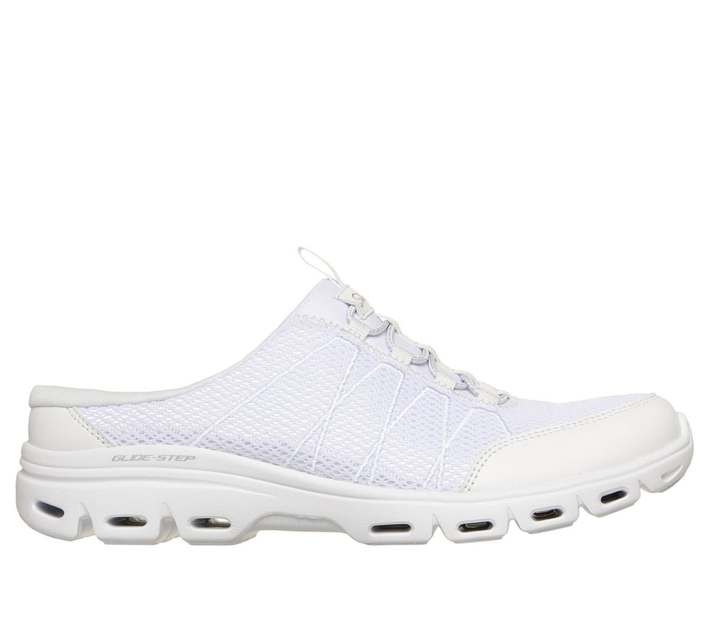 Skechers Relaxed Fit: Glide-Step Comfort