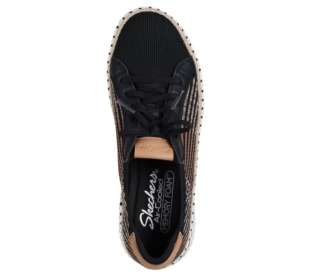 Skechers Wilshire Blvd - Breezy Stroll
