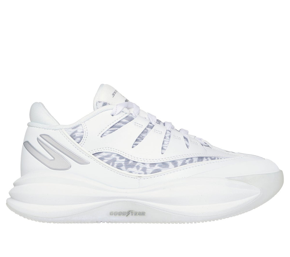 WHITE / SILVER,6.0,Medium