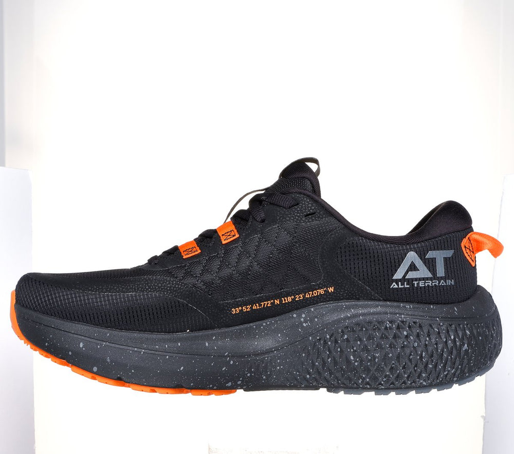 Skechers GO RUN Supersonic Max A/T