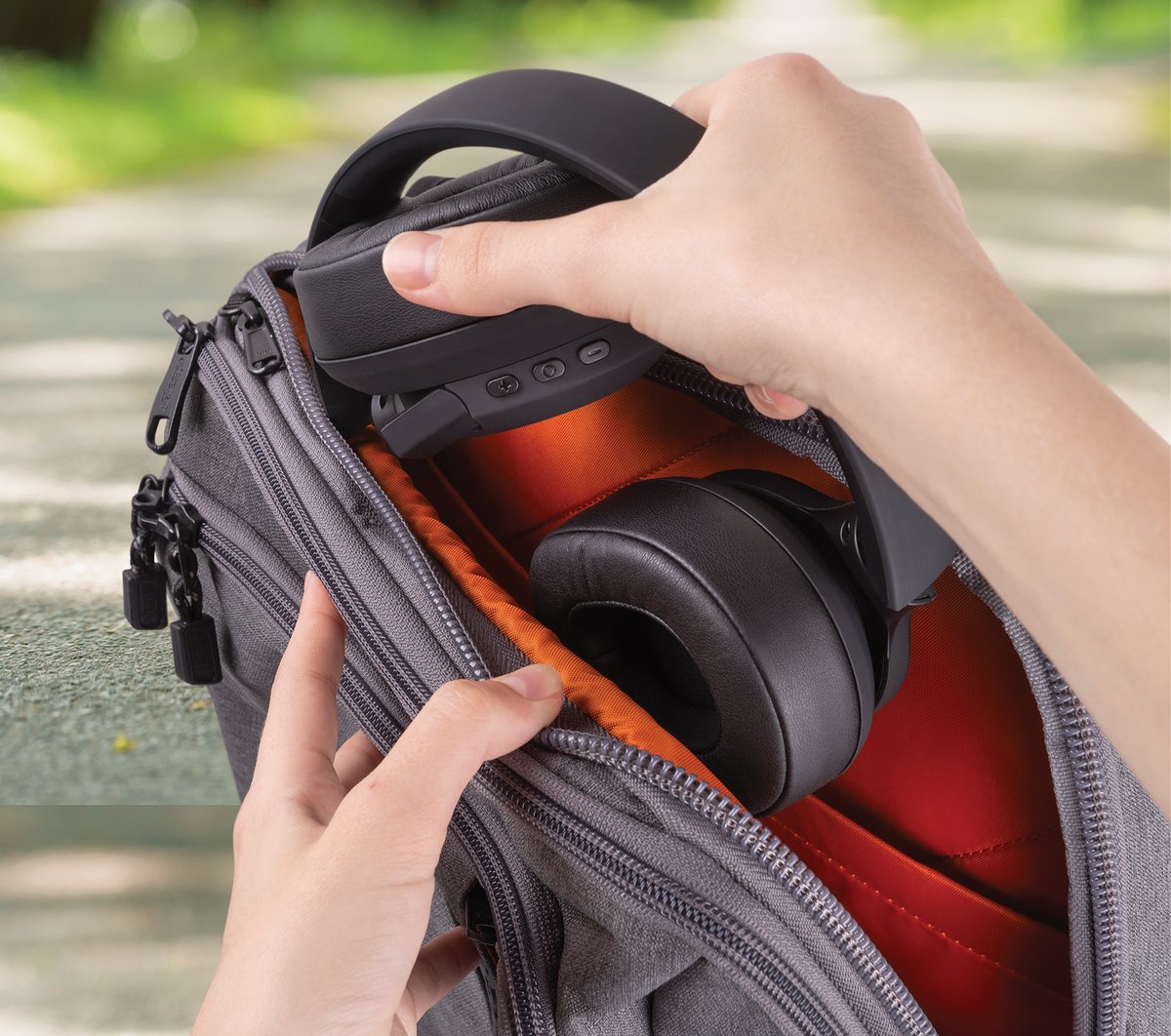 Skechers Wireless Over Ear Headphones