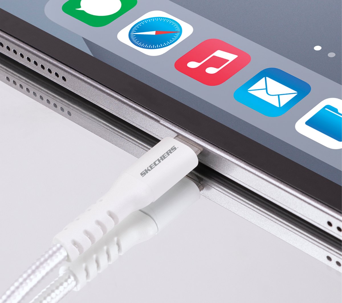 Skechers Lightning to USB-C Charging Cable
