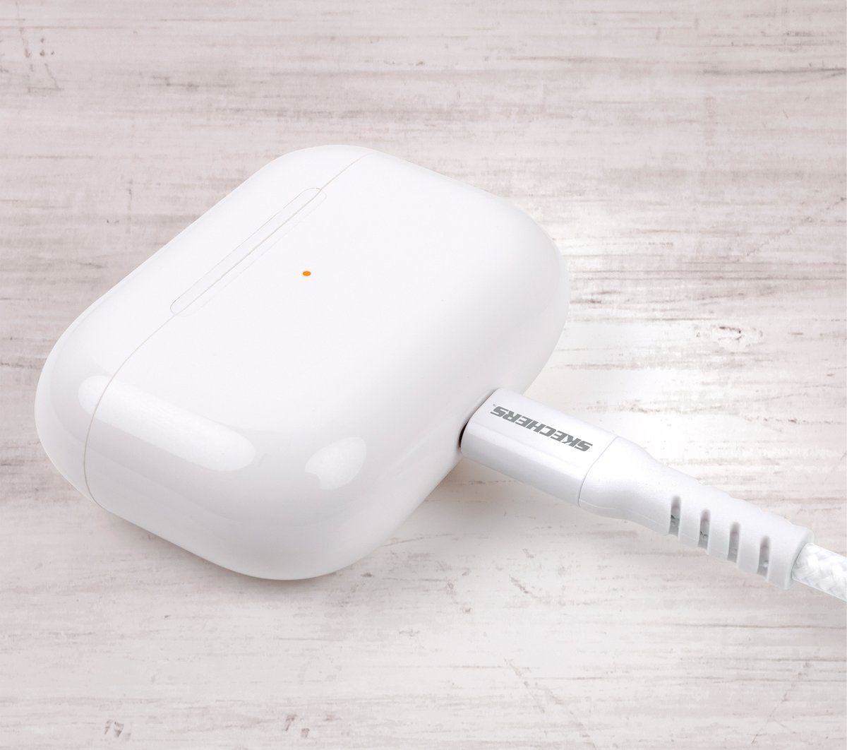 Skechers Lightning to USB-C Charging Cable